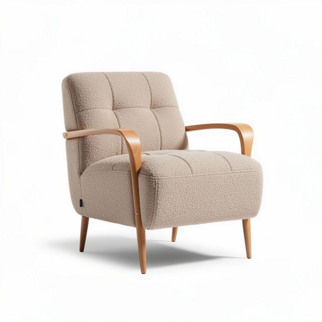 Beige stoffen fauteuil met houten armleuningen en afmetingen 80 x 75 x 90cm